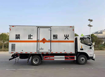 呼和浩特爆破器材运输车