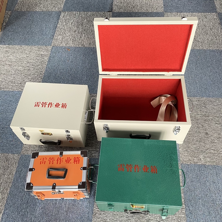呼和浩特爆破工程作业箱如何选择？玻璃钢与传统材质的全面对比
